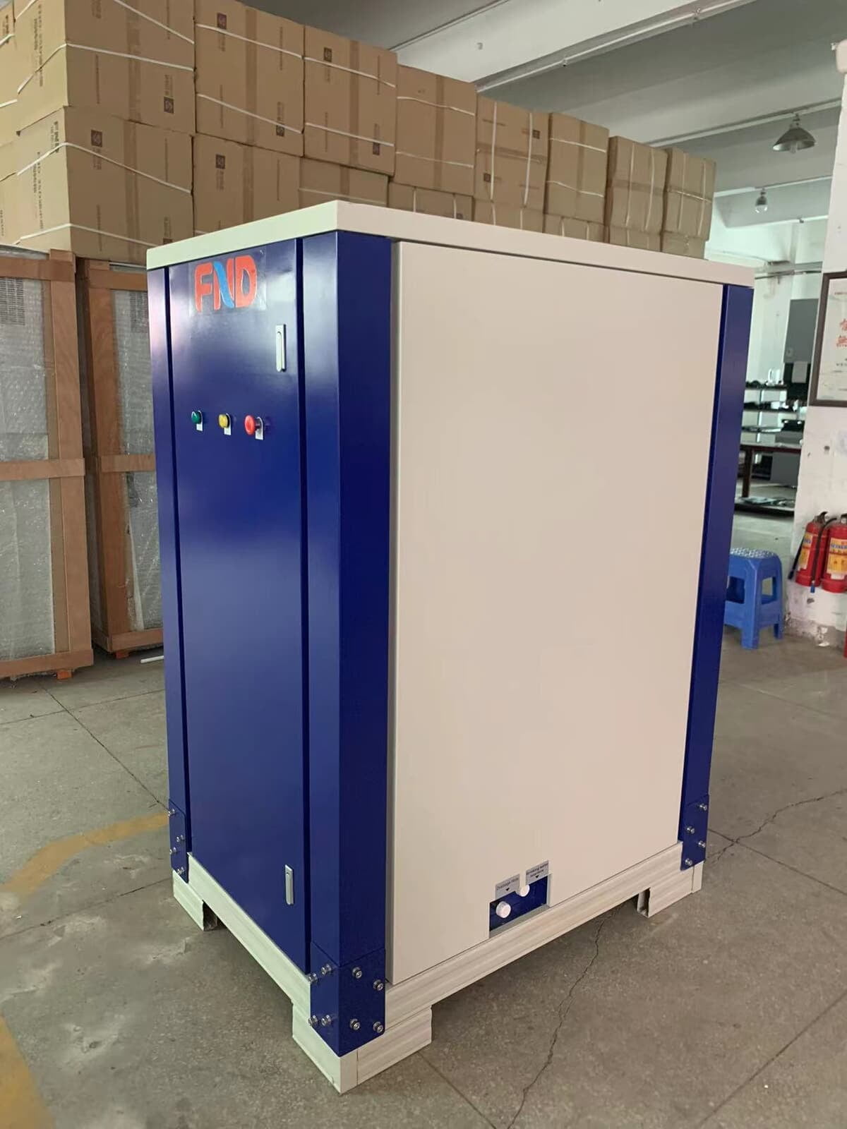 Outdoor industrial air water generator 250 litres